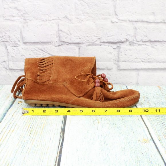 *Minnetonka Brown Suede Lace-up Pull On Fringe Moccasins Booties Size - Picture 7 of 9